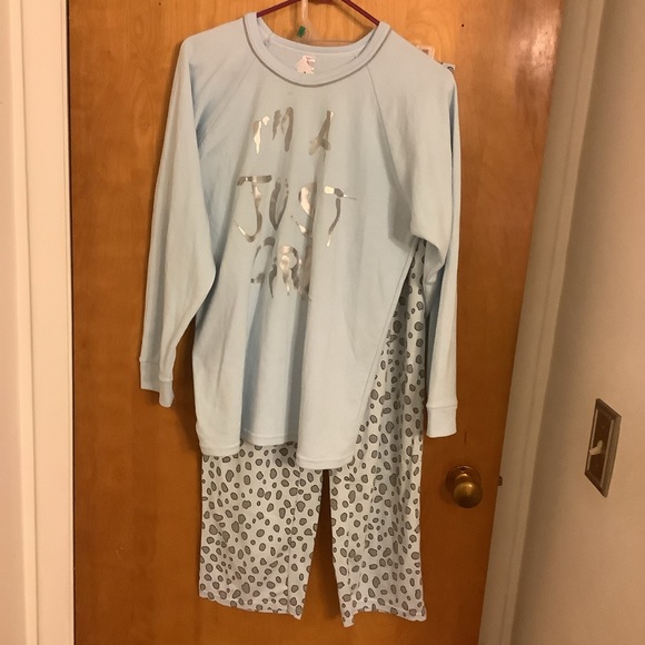 Pajama - Picture 1 of 6